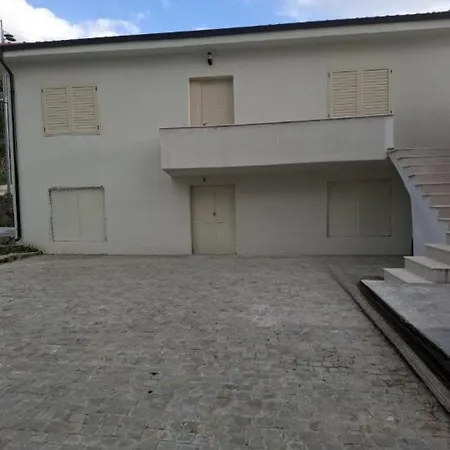 Reis House Tatil Evi