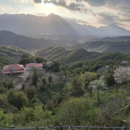 Reis House Feriehus Kuc (Vlore)